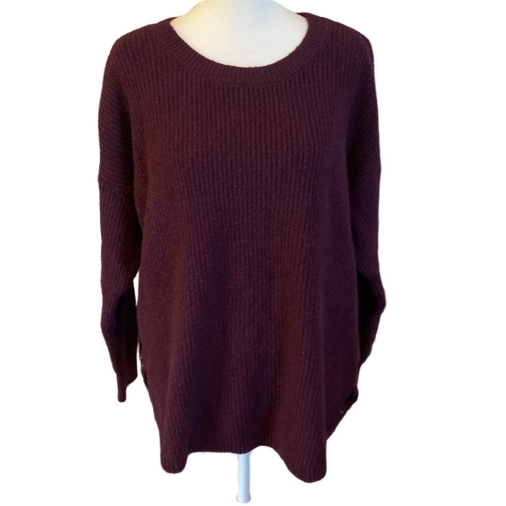 Pink Republic sweater. XL. Crew neck. Maroon color.